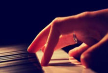 爱游戏：国乒大冷门！陈幸同首局4-11惨败，欧洲冠军连得4分，1-0领先！.